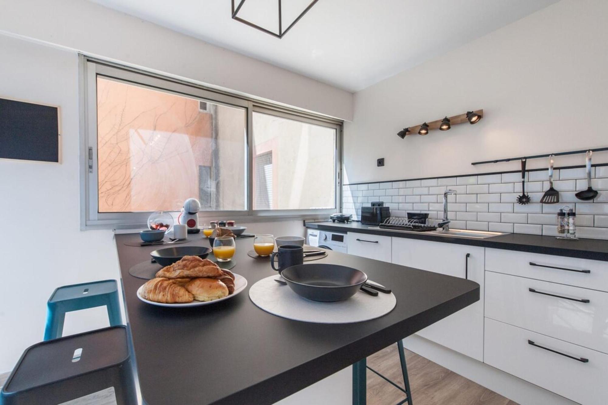 Cosy La Baie Des Anges - Plage La Ciotat - Classe 3 Etoiles Apartment Екстериор снимка